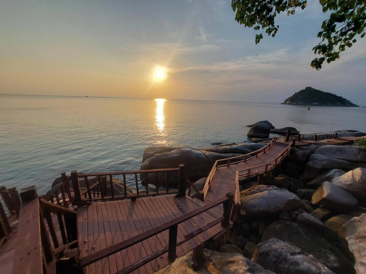 Dusit Buncha Koh Tao By Riya Group Hotel Екстериор снимка