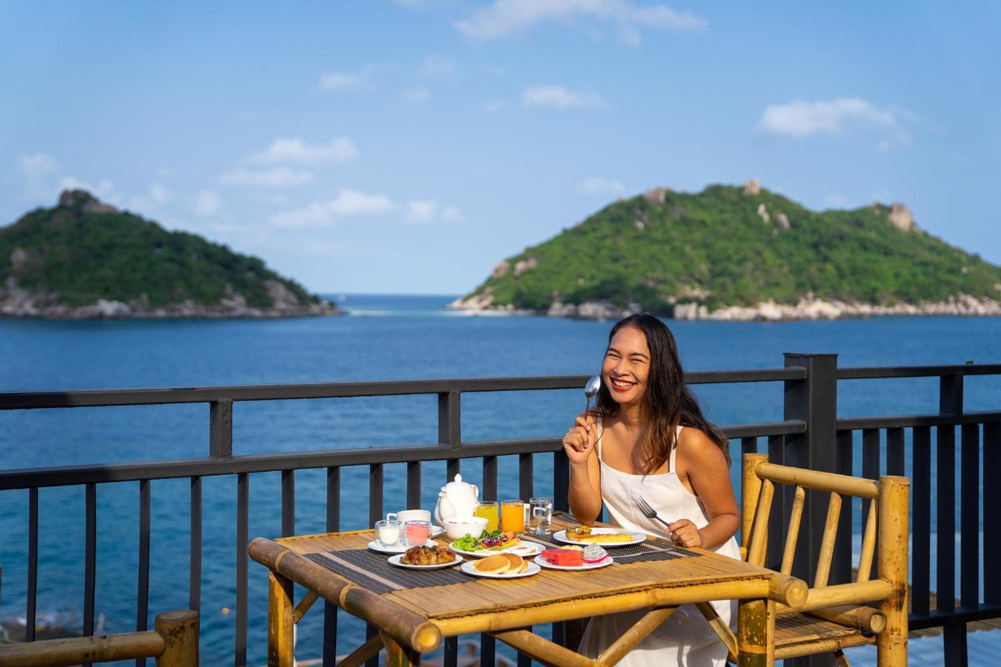 Dusit Buncha Koh Tao By Riya Group Hotel Екстериор снимка